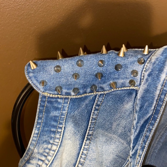 Gold Spiked Denim Jacket - Picture 4 of 5